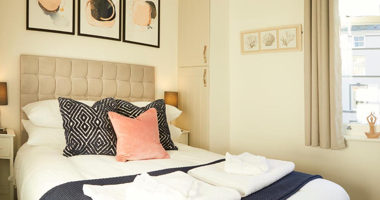 Sea View Serenity Breath Taking Sea View Sleeps 4 Scarborough Exterior photo